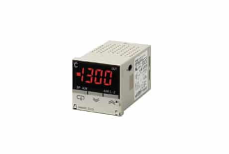Omron E5CS Temperature Controllers